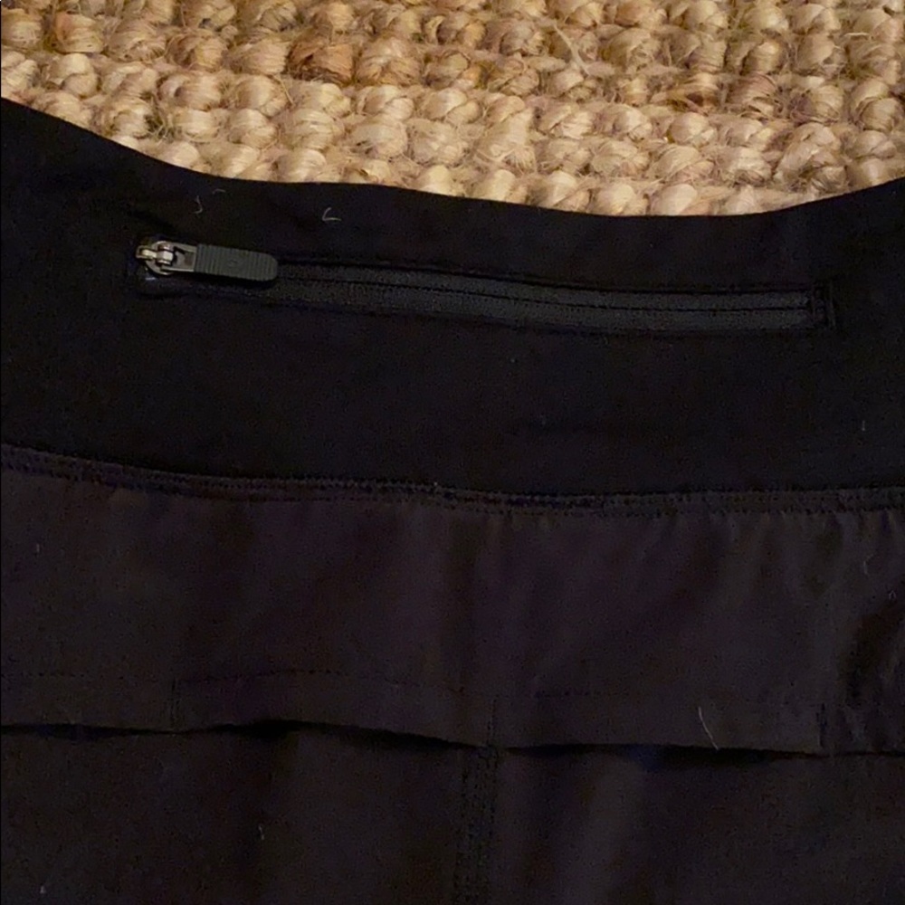 Lululemon Black Speed Short - Picture 3 of 4